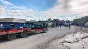 طنجة.. مصرع سائق سيارة لنقل العمال في حادث سير مروع (صور)