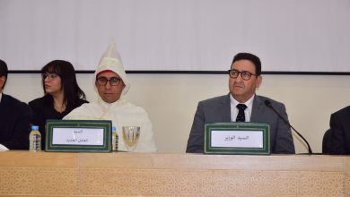 قيوح يترأس حفل تنصيب هواري العامل الجديد لإقليم سيدي بنور (صورة)