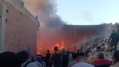حريق ضخم في مستودع متلاشيات بضواحي طنجة