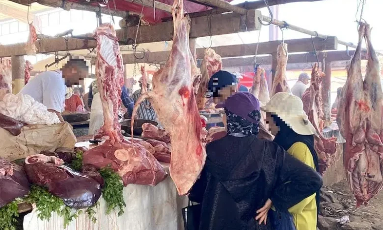 رواج غير مسبوق على اللحوم الحمراء و”الدوارة” يرفع الأسعار قبيل عيد الأضحى