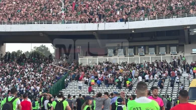 وفاة شخص وإصابة 11 مشجعًا إثر سقوط جماهير مولودية الجزائر من المدرجات