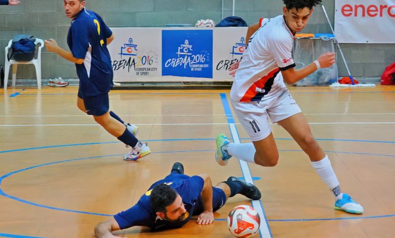 إلياس محاسين موهبة مغربية جديدة تتألق في دوري الفوتسال الإيطالي