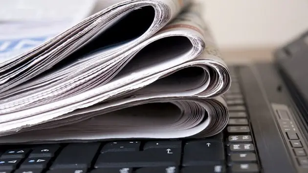 الحكومة تحين الإطار القانوني المنظم لمهنة الصحافة