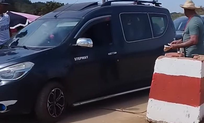 فرض “إتاوات” غير قانونية يثير استياء مرتادي شاطئ سيدي بوغابة بالقنيطرة