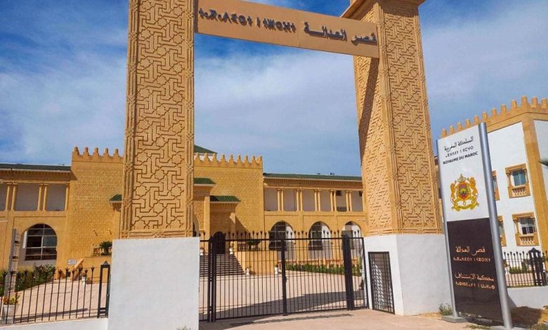 فضيحة قانونية تهز مولاي يعقوب.. إدراج متوفاة في شكاية عقارية يثير جدلاً