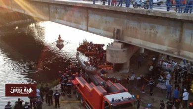 الجزائر.. وفاة 18 شخصا وإصابة 9 آخرين إثر انحراف حافلة في وادي الحراش(صور)