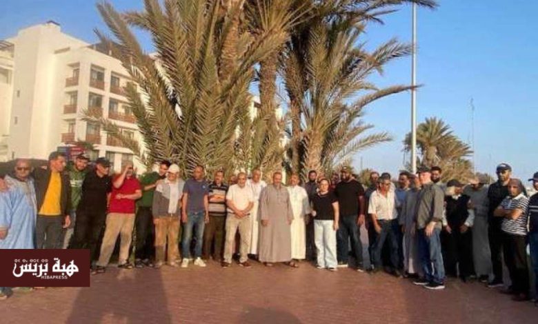 أكادير: تجار يحتجون بعد إغلاق ممر عمومي في ظروف غامضة