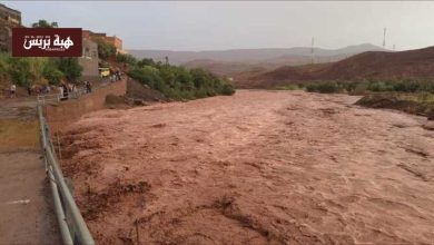 سيول جارفة تقطع الطريق بين ورزازات وتنغير